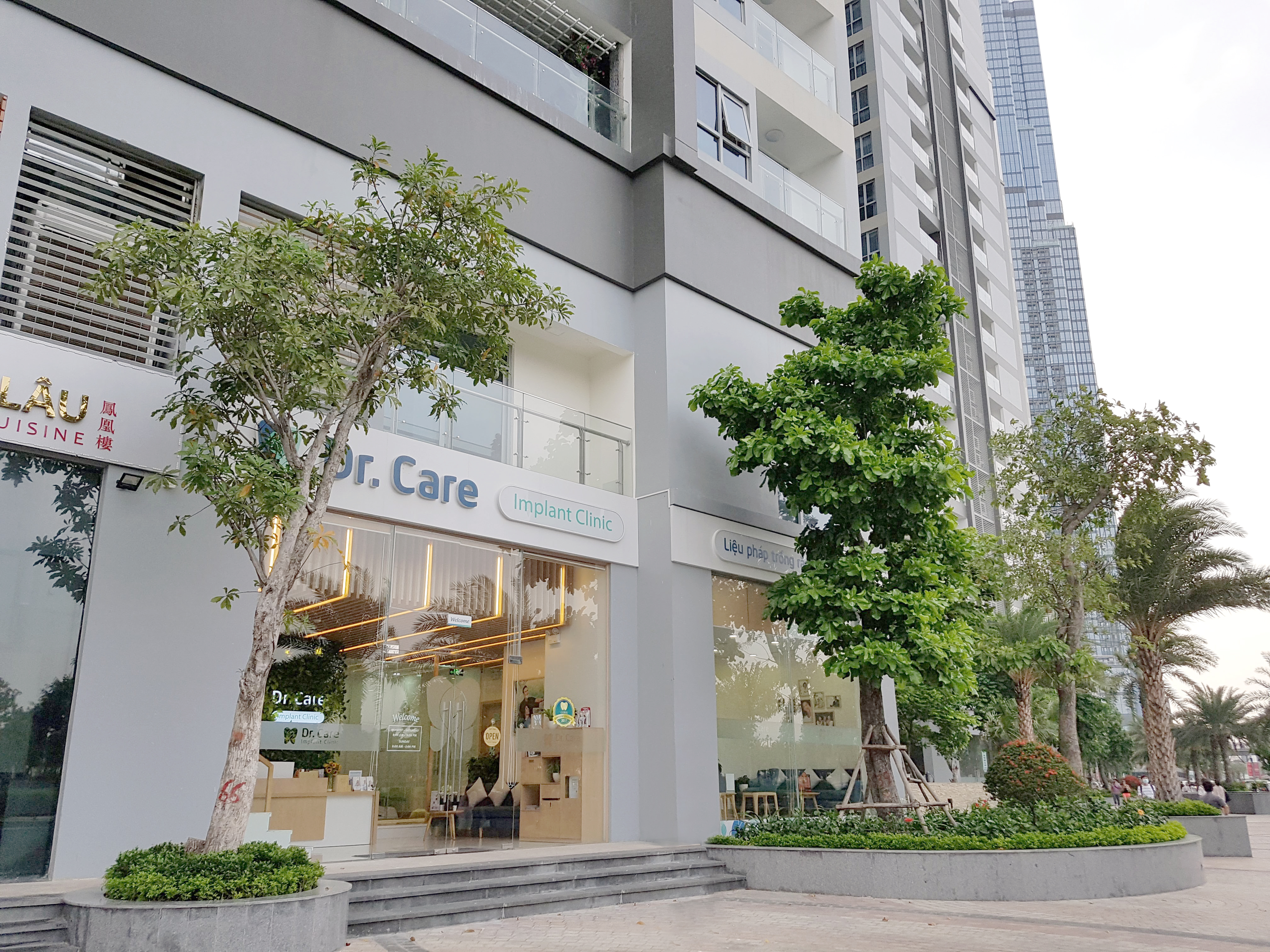 Cấy ghép Implant tại Nha Khoa Dr. Care