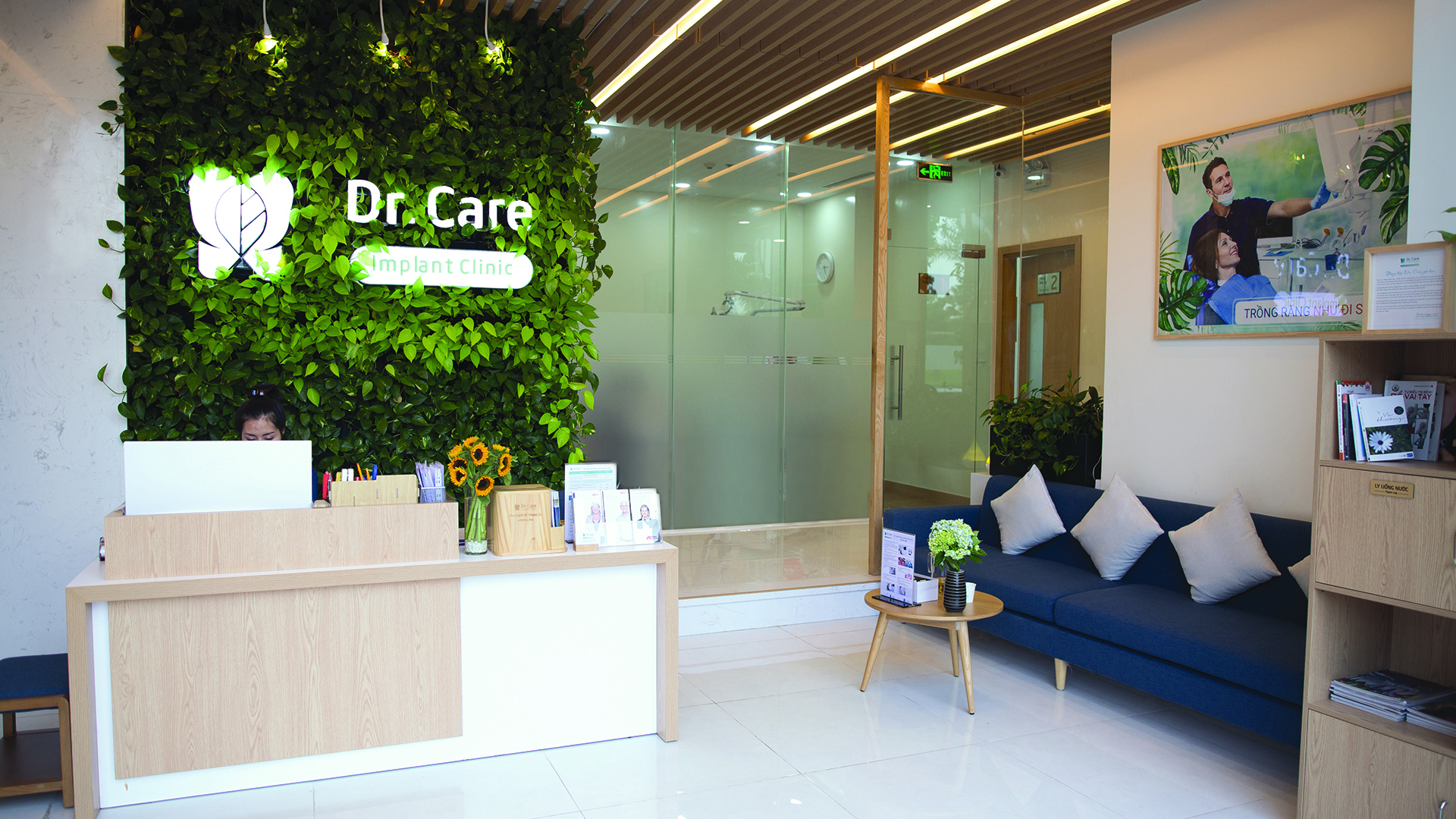 Tẩy trắng răng tại Nha Khoa Dr. Care
