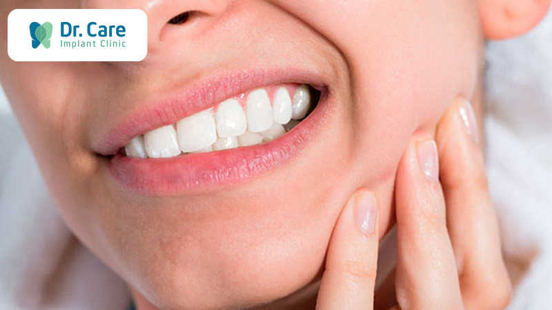 Vì sao thường bị đau nhức sau khi gắn răng sứ?