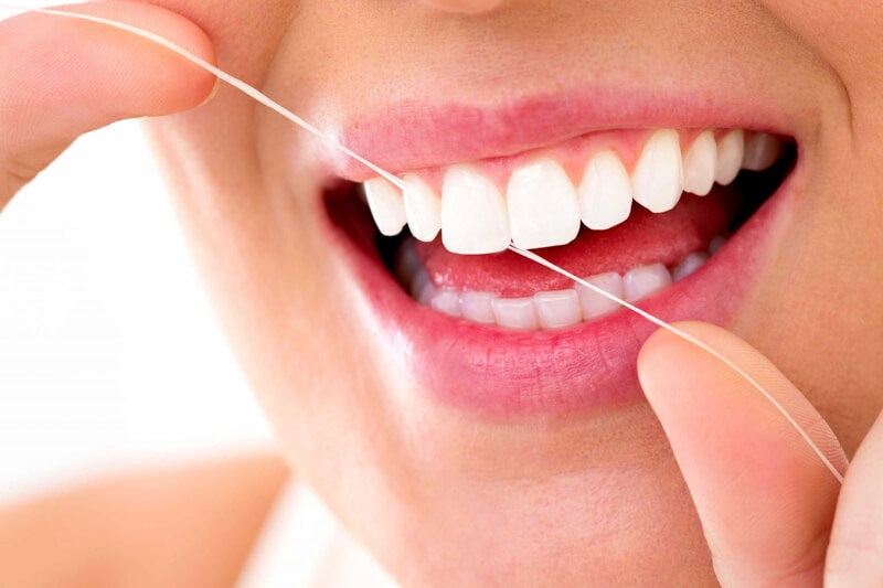 Cách chăm sóc răng sau khi bọc sứ tránh đau nhức hiệu quả