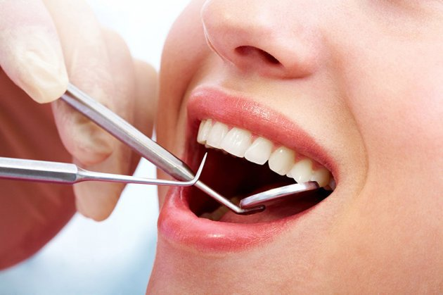 Chọn nha khoa uy tín để thực hiện nhổ răng