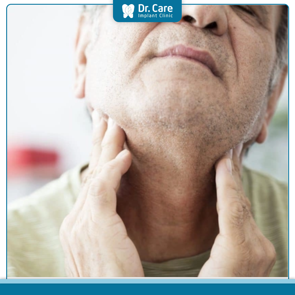 Những người có yếu tố nguy cơ cao cần định kỳ tầm soát tai mũi họng