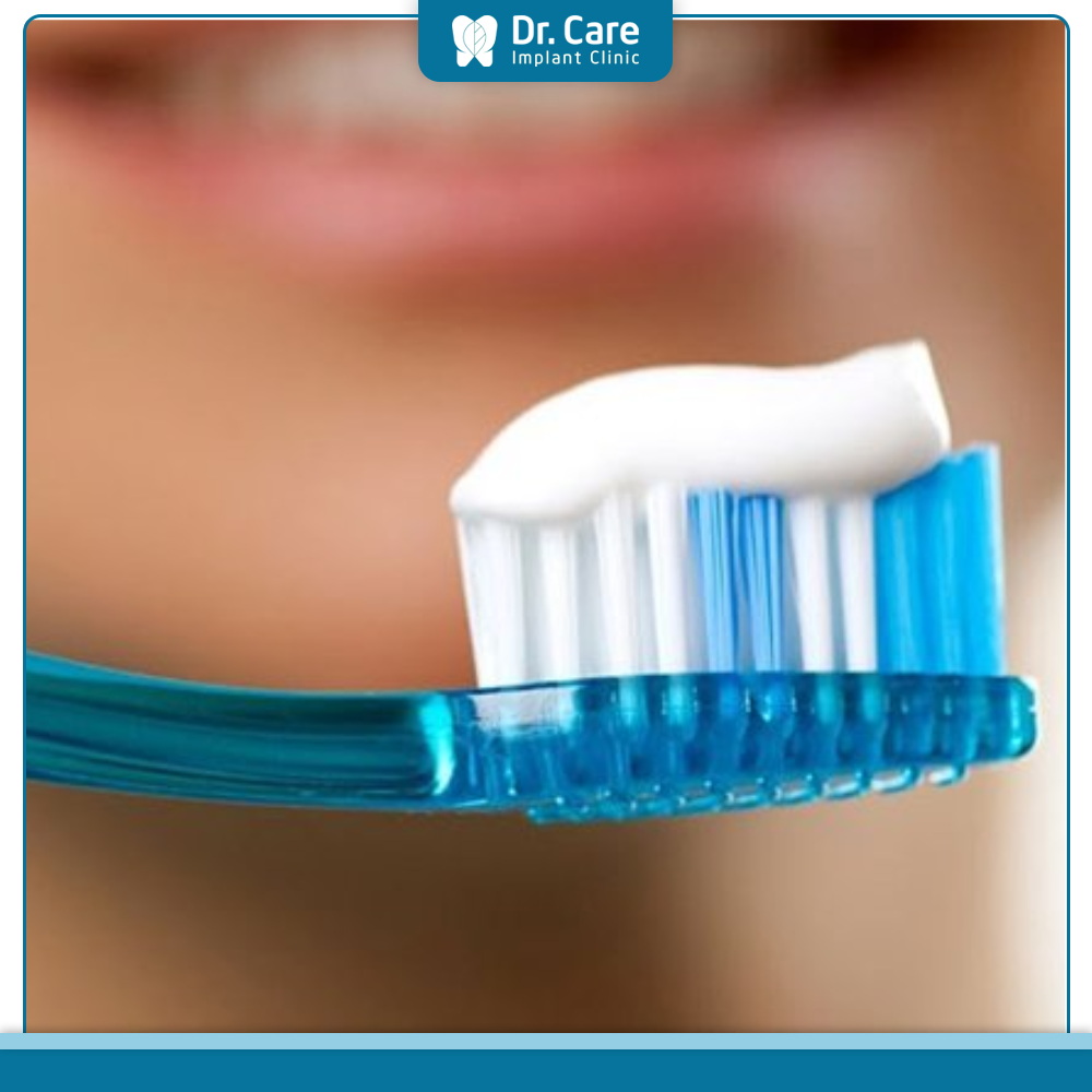 Cách ngăn chặn biến chứng khi làm răng sứ