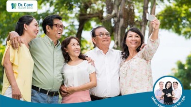 Hỗ trợ lên đến 7 triệu đồng khi cô chú trồng răng cùng nhau tại Dr. Care
